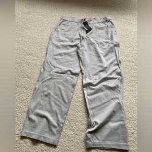 Lafayette 148 women XL PANTS in gray color. New with tags.